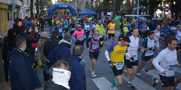 25a Quarta i Mitja Marató. 1 de 2.