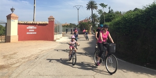 Més de 100 picanyeres i picanyers participen al cicle passeig comarcal d'esta passat diumenge