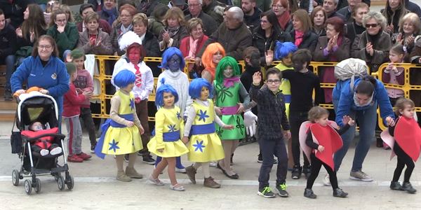 FALLES 2019 - Cavalcada Ninot Infantil  - Falla Vistabella