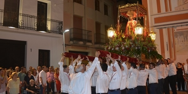 Processó en honor a la Preciosíssima Sang